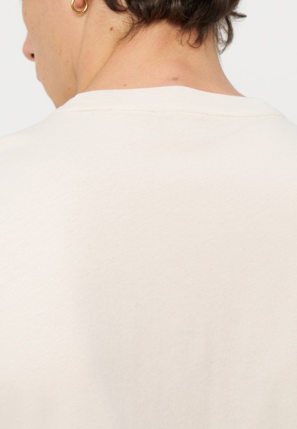 EA7 Emporio Armani