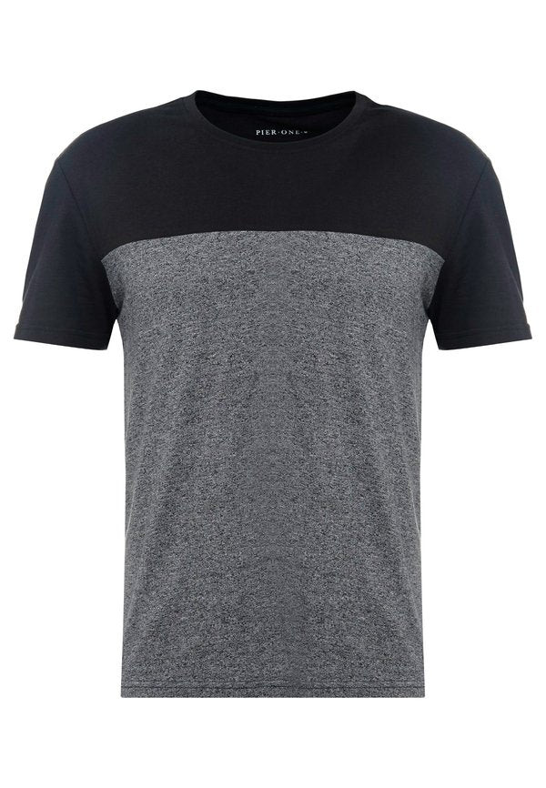 Pier One by Zalando