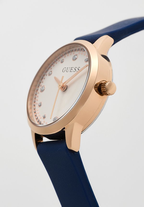 Guess ELLE
