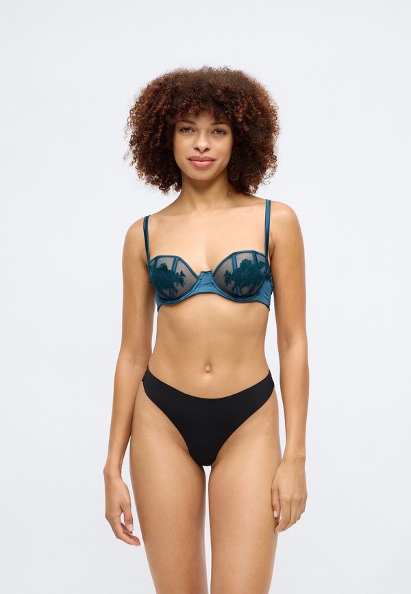 Hunkemöller EMBER