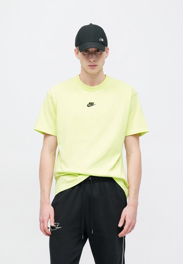 Nike Sportswear TEE