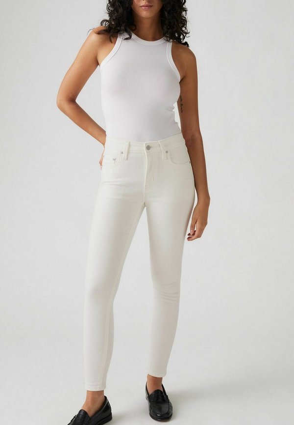 Levi's® 721® HIGH RISE SKINNY