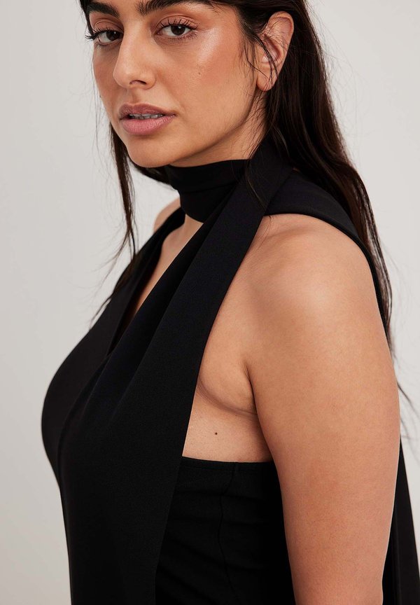 NA-KD SCARF MINI DRESS