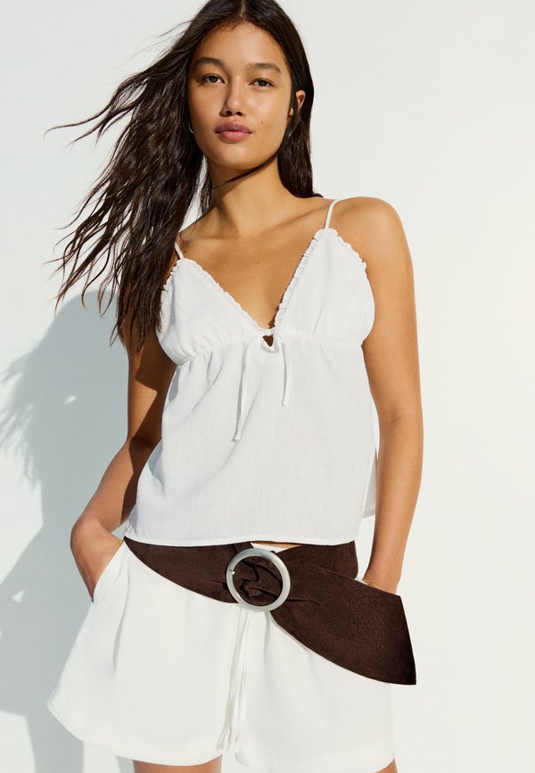 Bershka RUFFLE STRAP TOP - Top - white