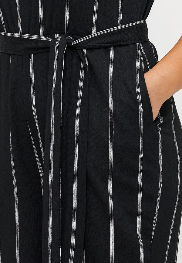 Vero Moda Curve VMCBERTA PIRA