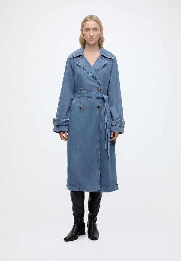 Marc O'Polo DENIM PINEAPPLE FIBRE, DENIM TRENCHCOAT, DOUBLEBREASTED, BELT