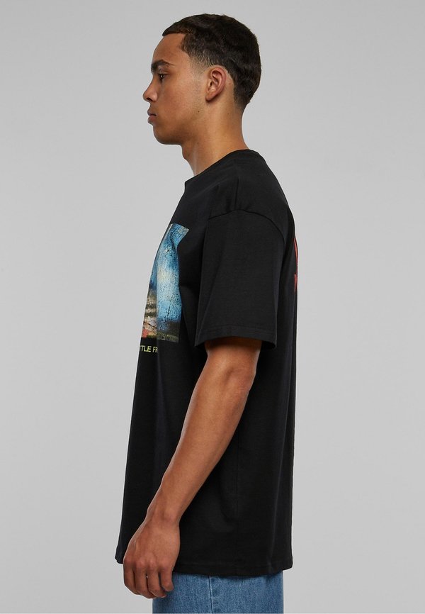 Upscale by Mister Tee SCARFACE LITTLE FRIEND OVERSIZE TEE