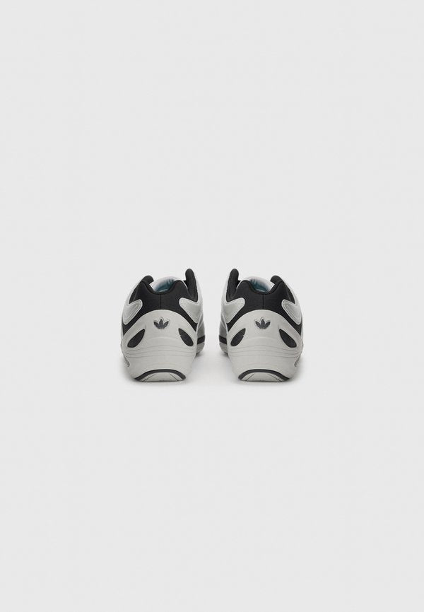 adidas Originals ADIRACER GT MERCEDES AMG PETRONAS F1 TEAM