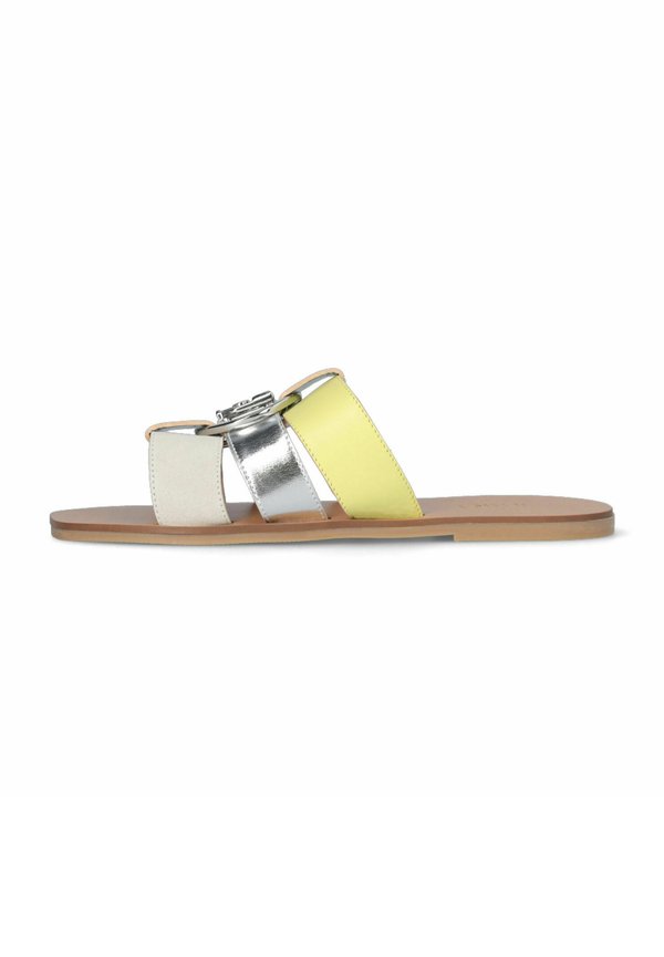 LIU JO FLAT WITH LOGO