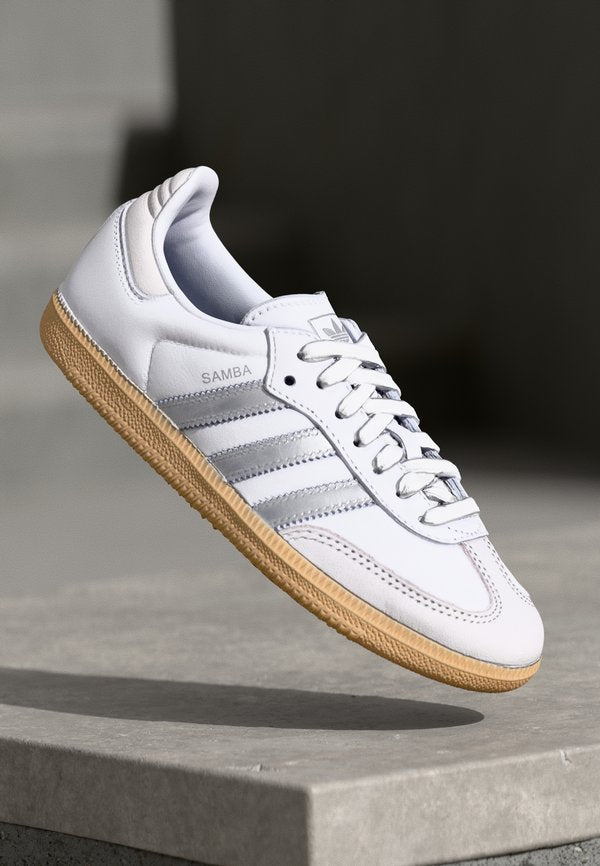 adidas Originals SAMBA OG - Trainers - footwear white/silver metallic/grey one