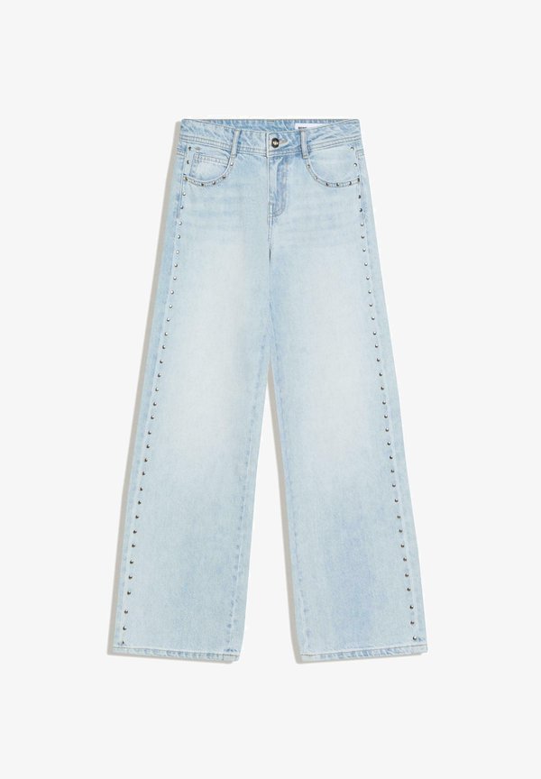 Bershka LOW WAIST  - Baggy Jeans - light blue