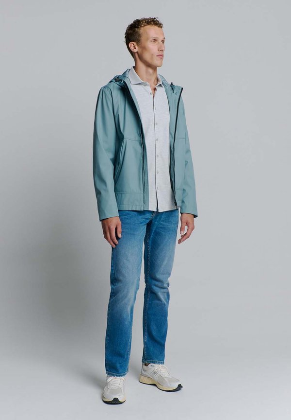 NO EXCESS HOODED