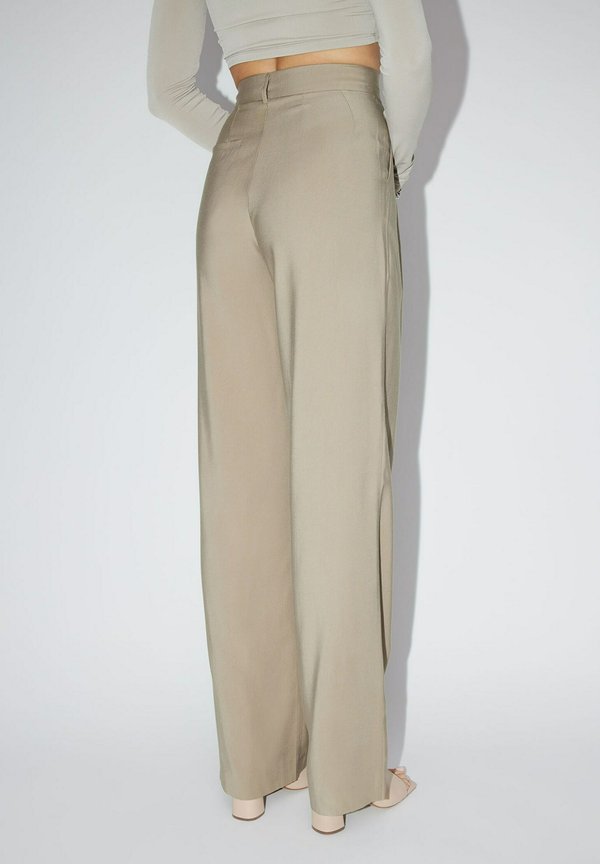 LeGer by Lena Gercke DRACO