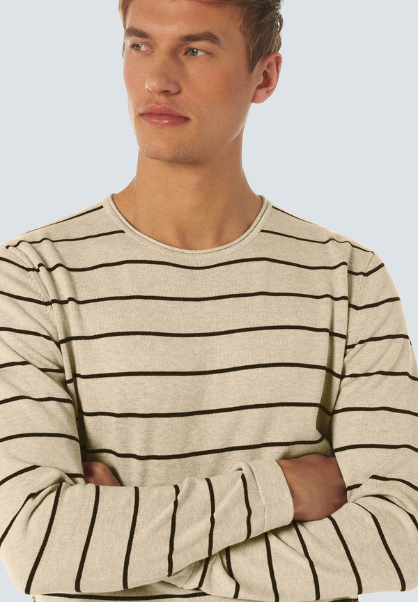 NO EXCESS CREWNECK