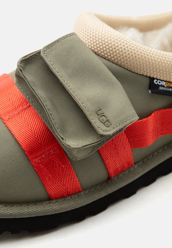 UGG TASMAN WILDWOOD