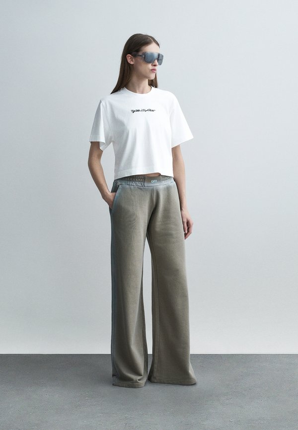 OFF-WHITE