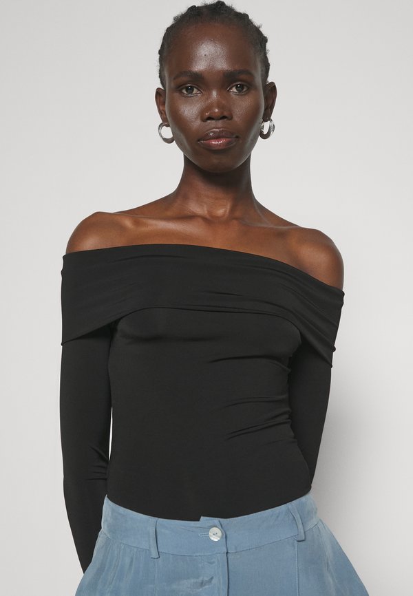 Materiel CAPE SLEEVE BODY