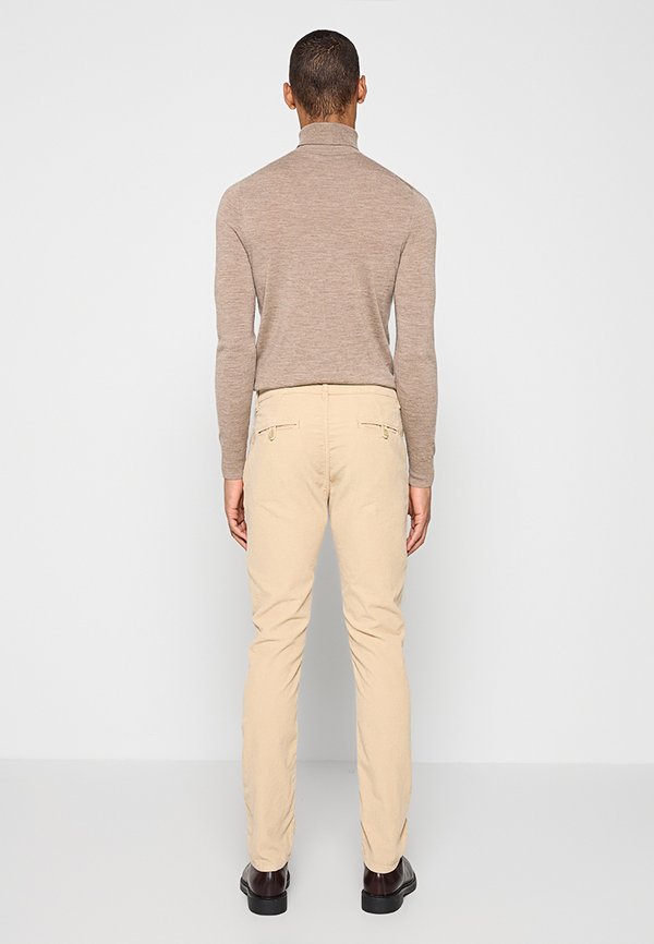 KARL LAGERFELD REGULAR FIT