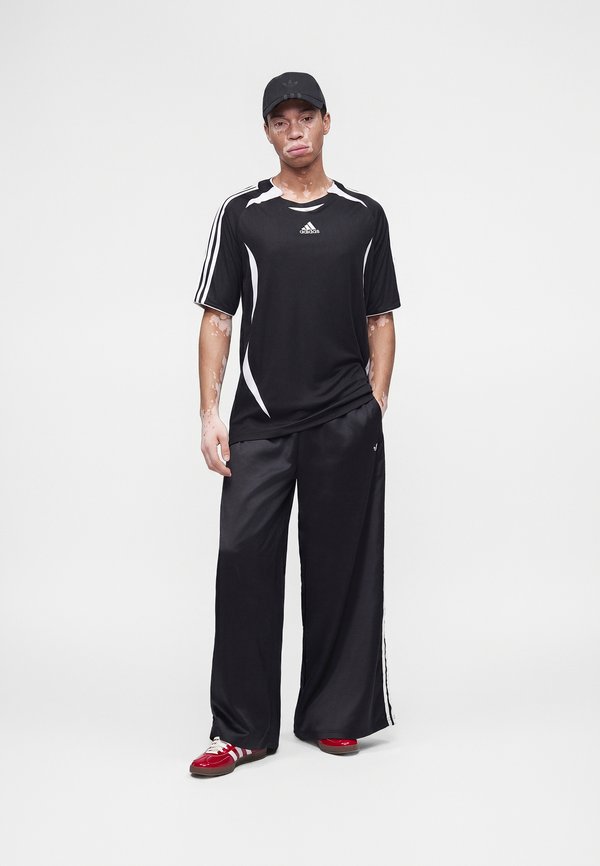 adidas Originals TEAMGEIST TEE
