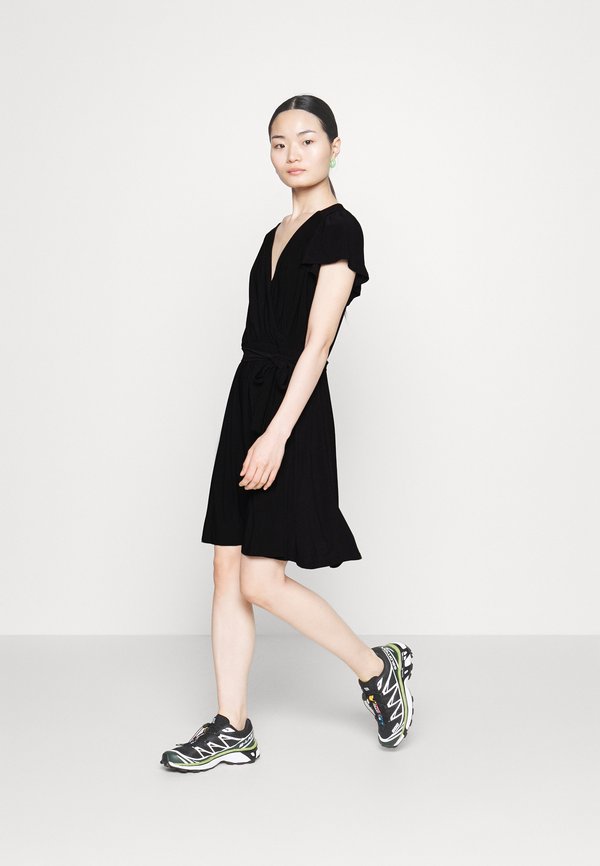 Anna Field Petite by Zalando FRILLED CAP SLEEVES FLARED DRESS