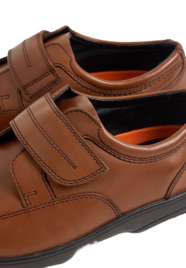 Marks & Spencer WIDE FIT AIRFLEX