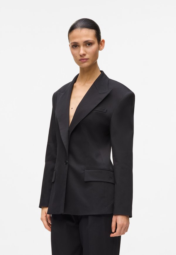 KARL LAGERFELD STRUCTURED BLAZER