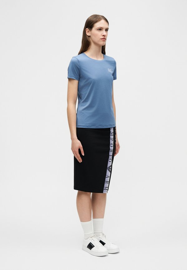 EA7 Emporio Armani
