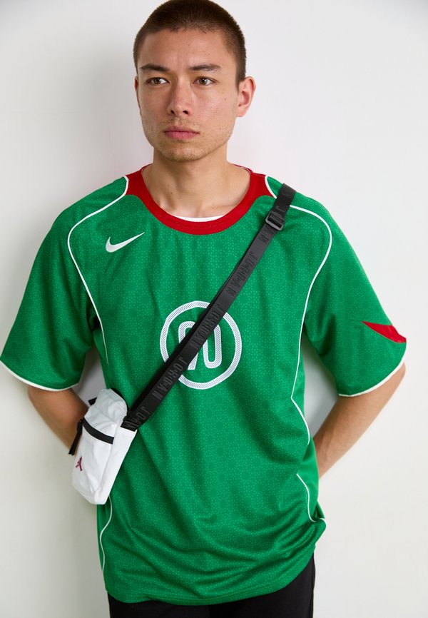 Nike Sportswear T-90 FOOTBALL JERSEY