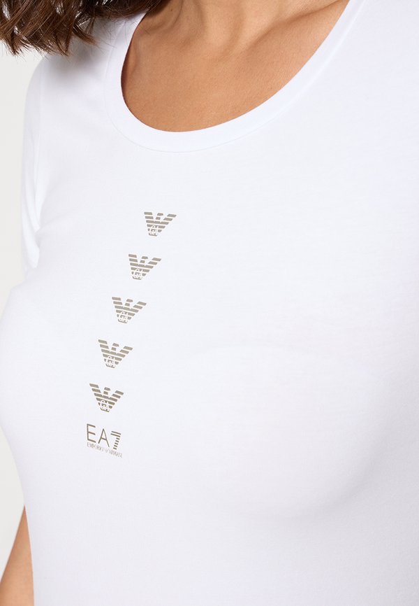 EA7 Emporio Armani