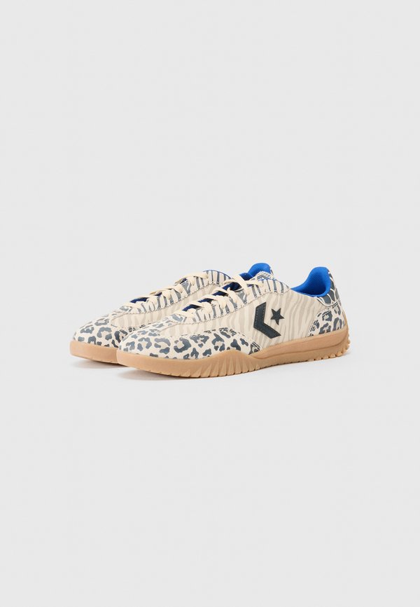 Converse RUN STAR TRAINER