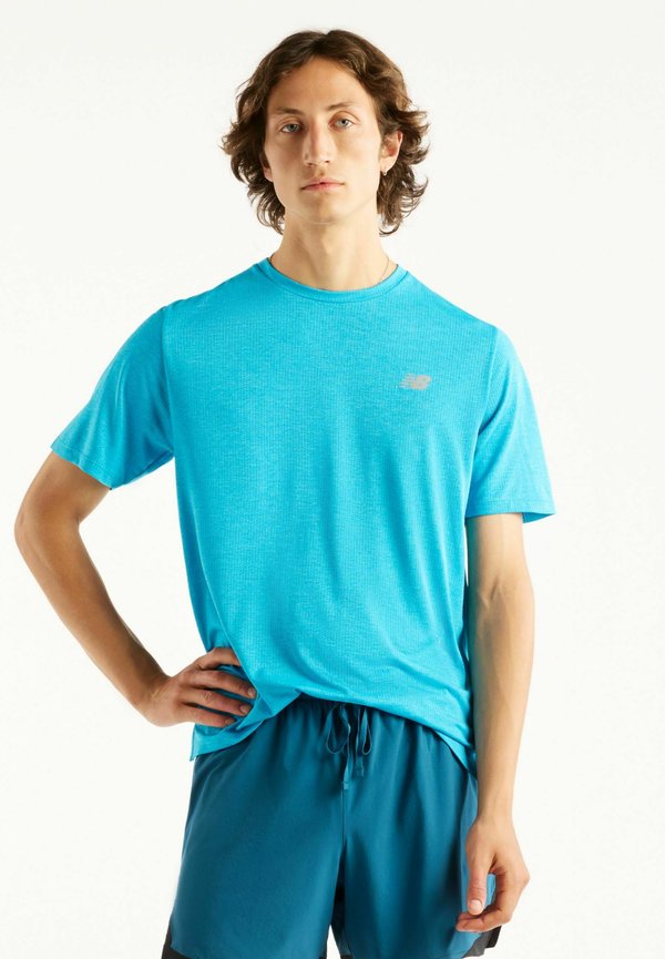 New Balance NB ATHLETICS RUN T-SHIRT - Basic T-shirt - altitude