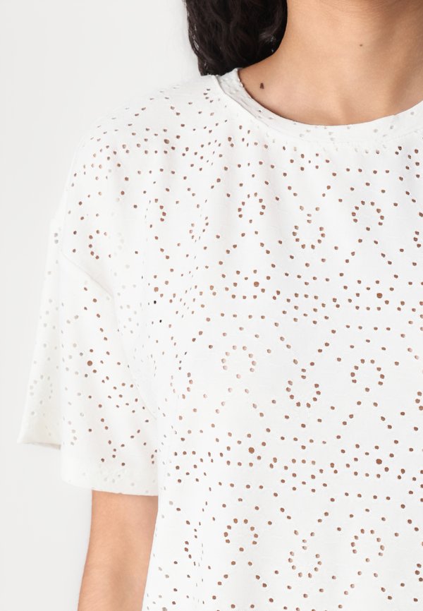 Pieces PCABBY TEE