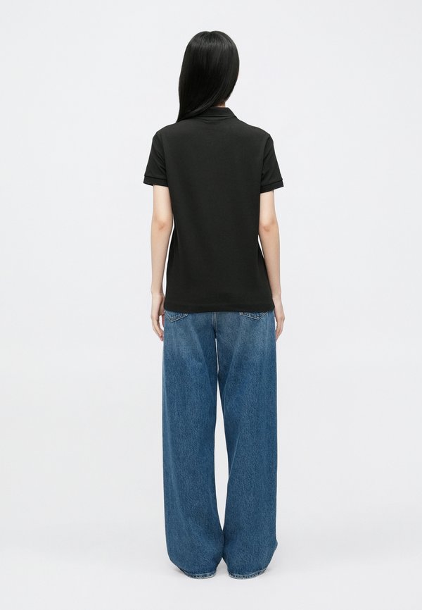 EA7 Emporio Armani