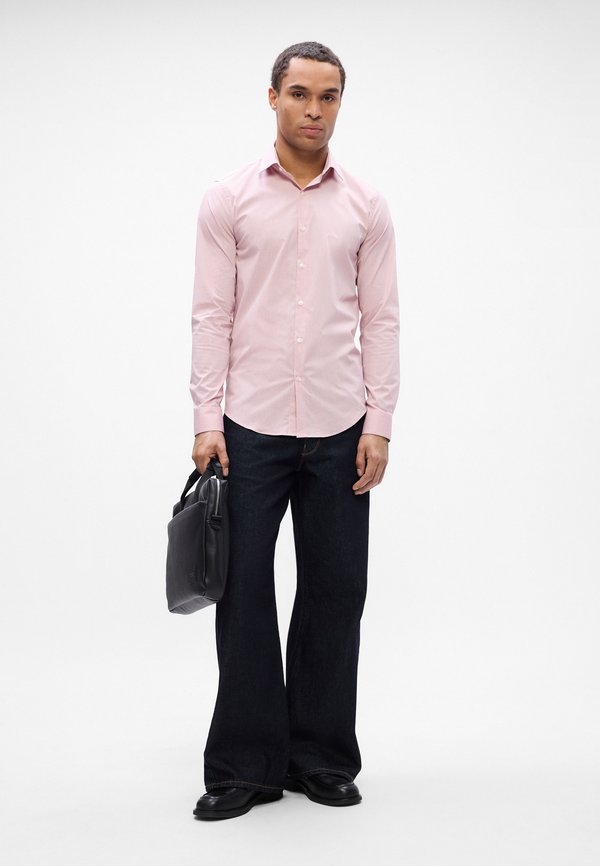 Calvin Klein SLIM
