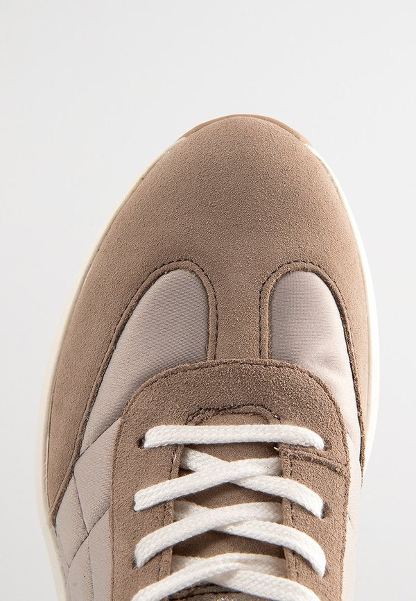 Clarks UN RIO