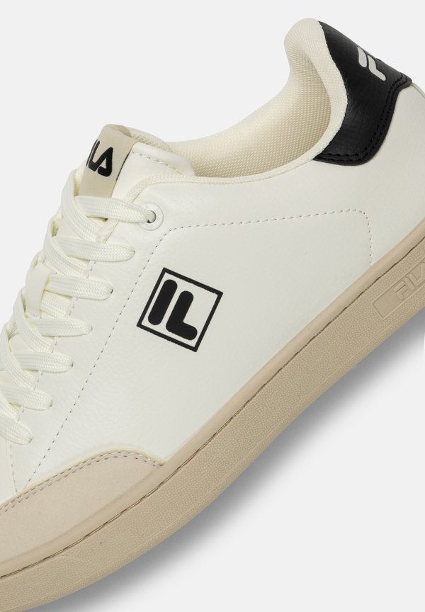 Fila COURTBAY