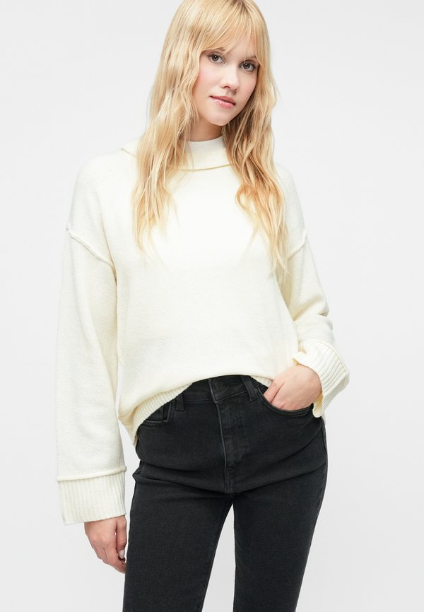 ONLY ONLHAZEL LIFE DETAIL O NECK