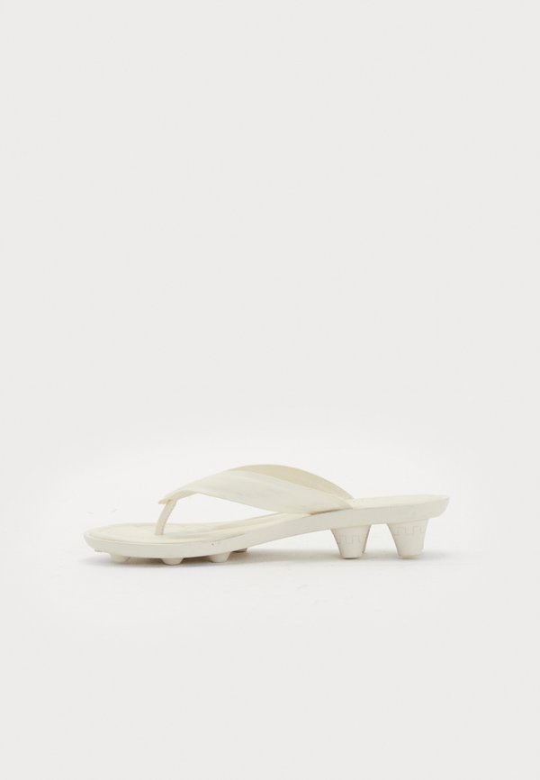 FENTY x PUMA CAT CLEAT L