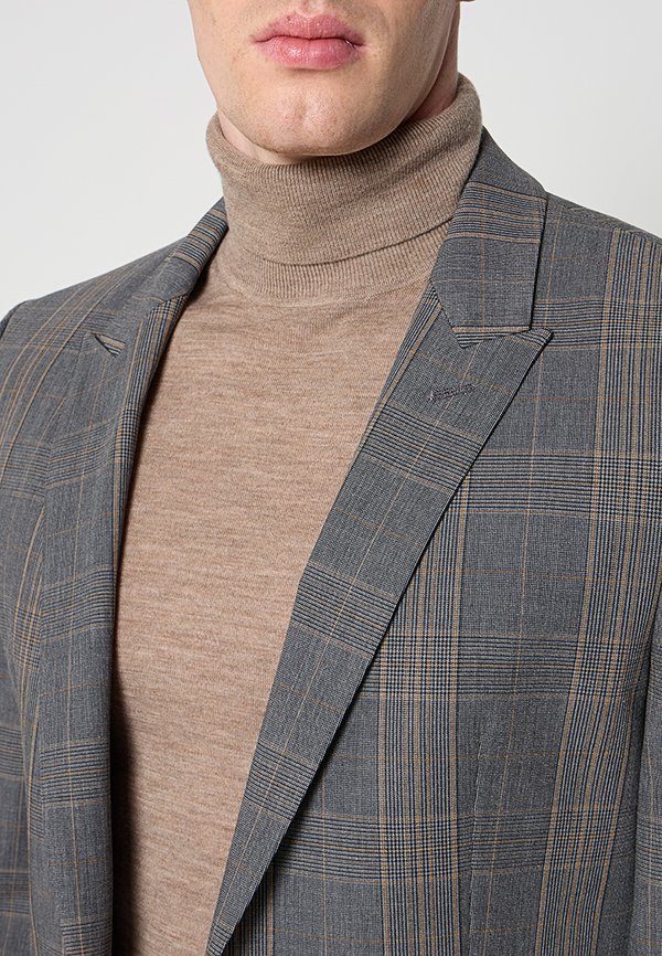 HUGO ARTI SLIM FIT