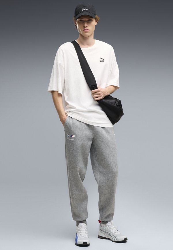 Puma BMW M MOTORSPORT ESSENTIALS FLEECEHOSE - Tracksuit bottoms - medium gray heather
