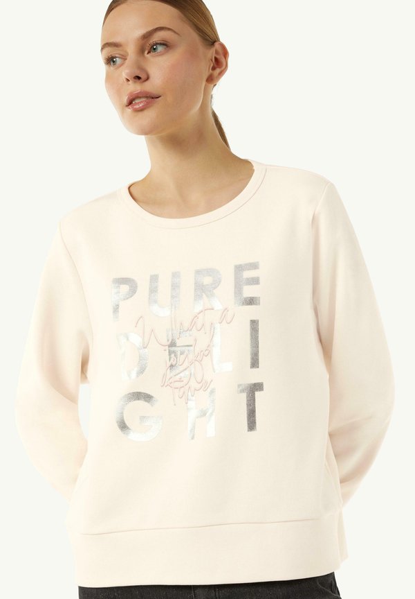comma casual identity  MIT FRONT-PRINT UND