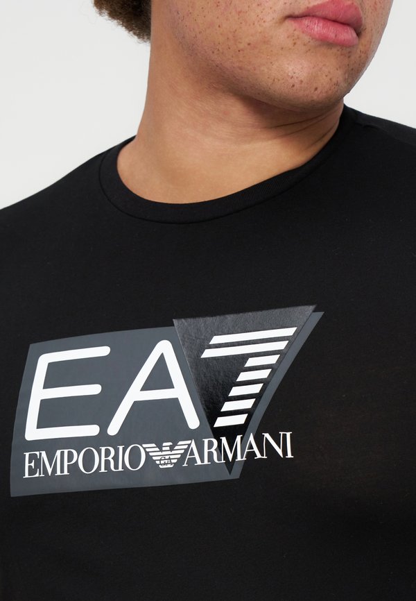EA7 Emporio Armani