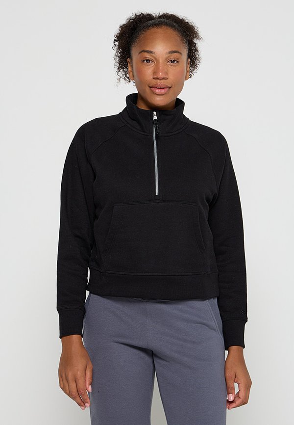 DKNY Sport