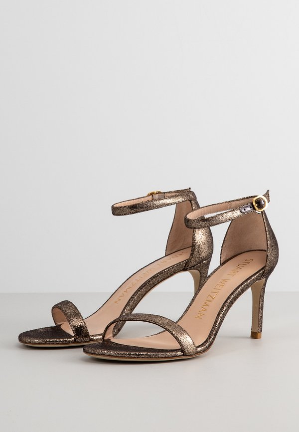 Stuart Weitzman NUNAKEDSTRAIGHT
