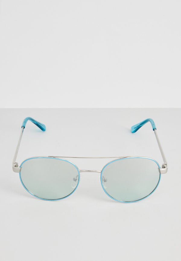 Guess SUNGLASSES