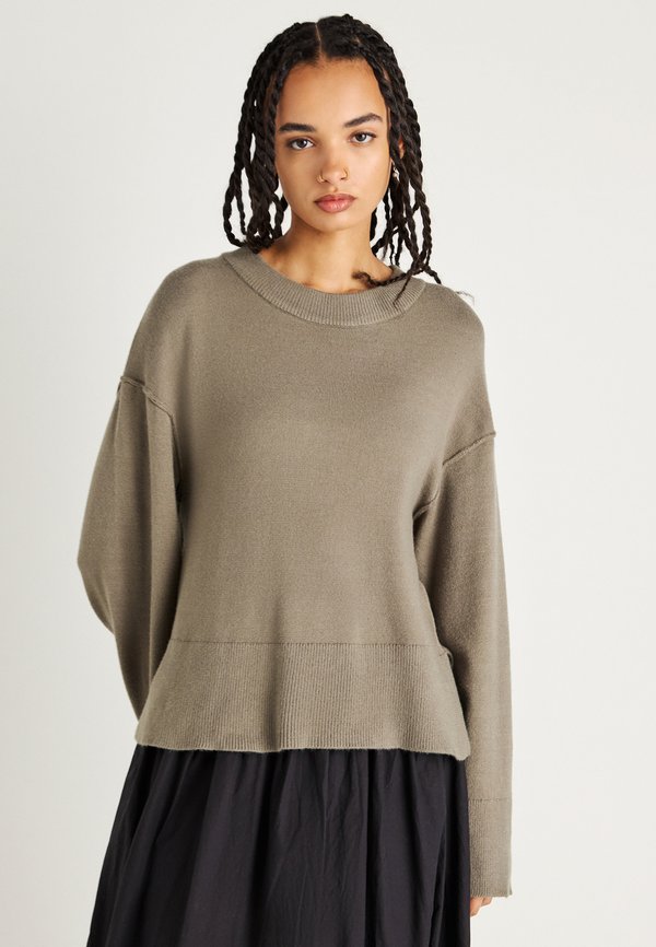 Gina Tricot SWEATER