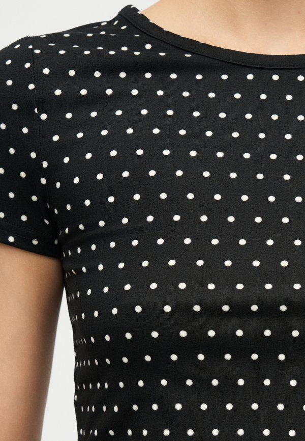 Noisy May NMDESTINY O NECK FITTED TEE
