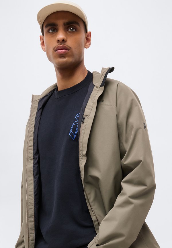 Peak Performance GRAPHIC CREW
