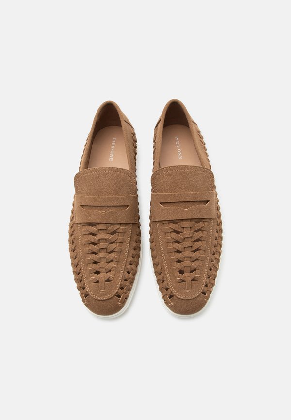 Pier One by Zalando