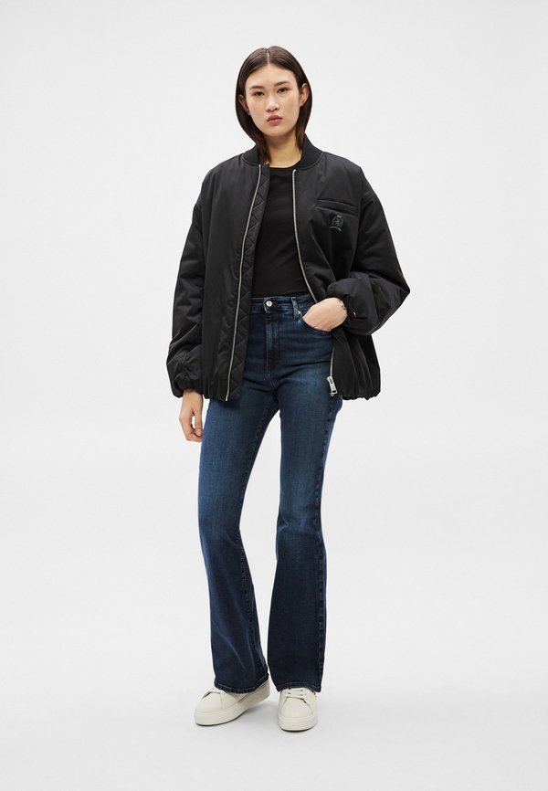Tommy Jeans SYLVIA HIGH RISE FLARED JEANS